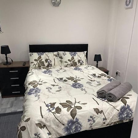 Comfort Studio Лондон Экстерьер фото