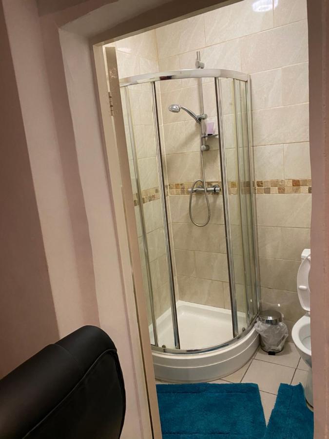 Comfort Studio Лондон Экстерьер фото