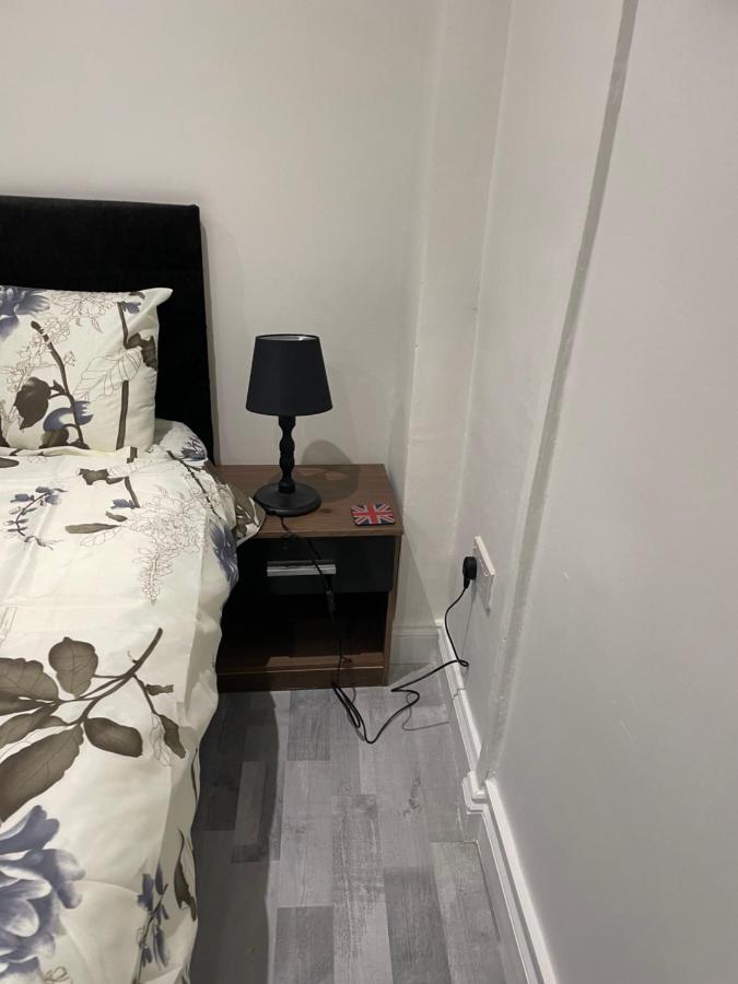Comfort Studio Лондон Экстерьер фото