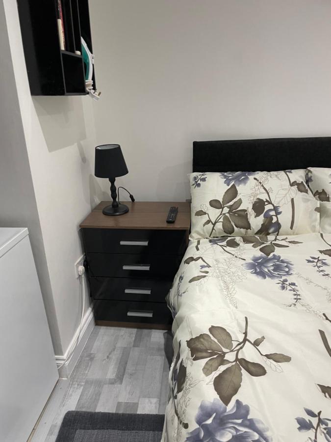 Comfort Studio Лондон Экстерьер фото